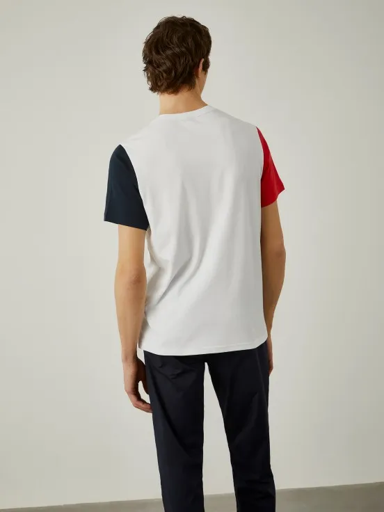 100% cotton T-shirt with contrasting sleeves