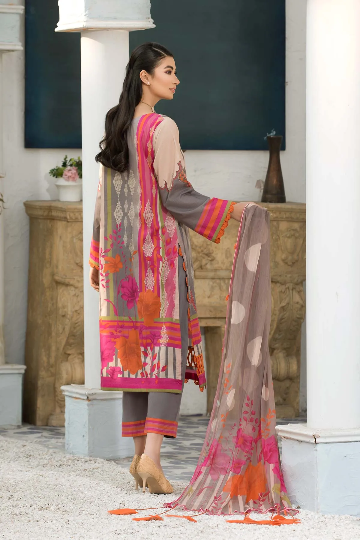 3-Pc Printed Lawn Unstitched With Lawn Dupatta CP22-84