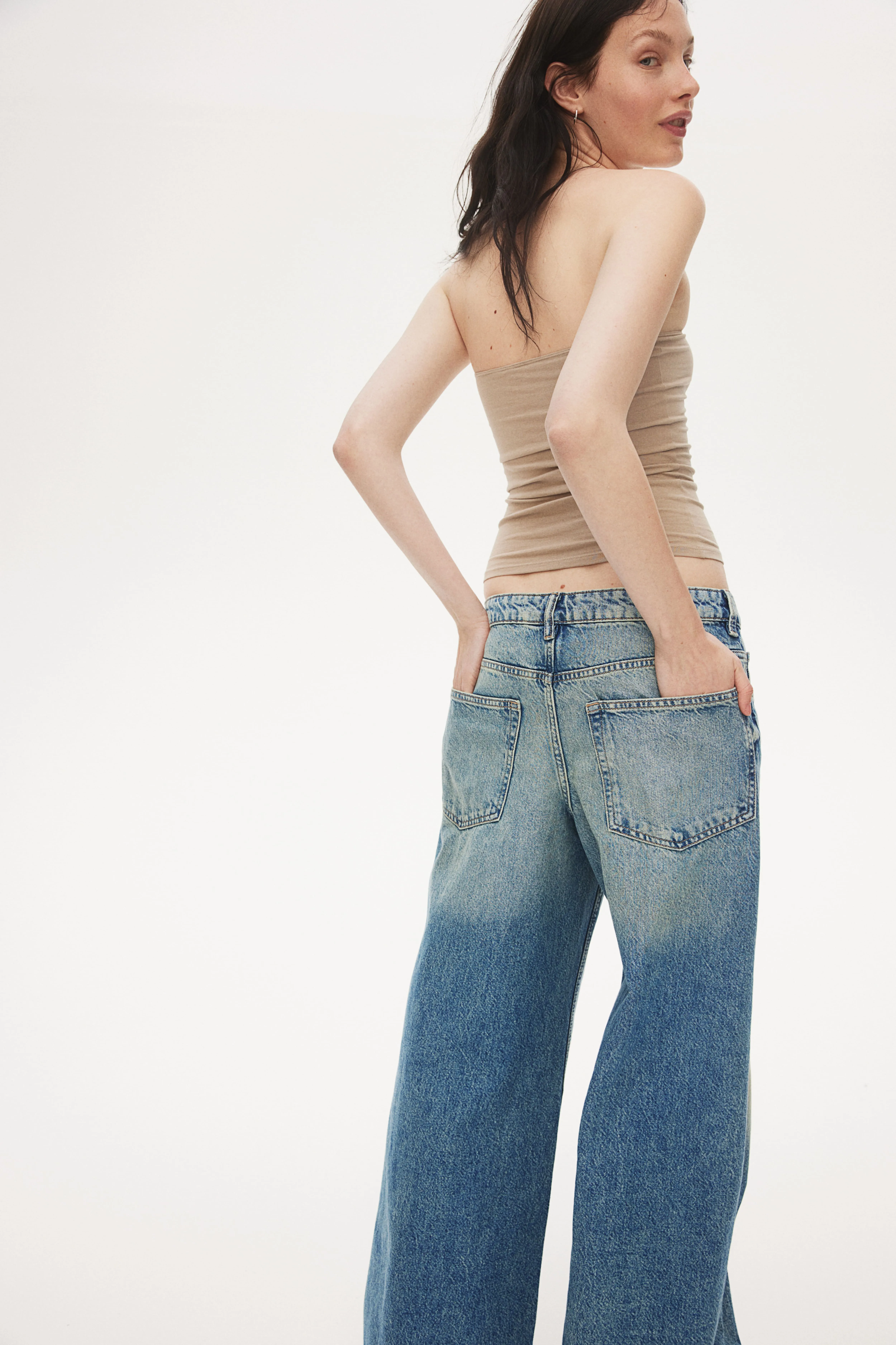 Baggy Wide Low Jeans - Low waist - Long - Light denim blue - Ladies | H&M GB