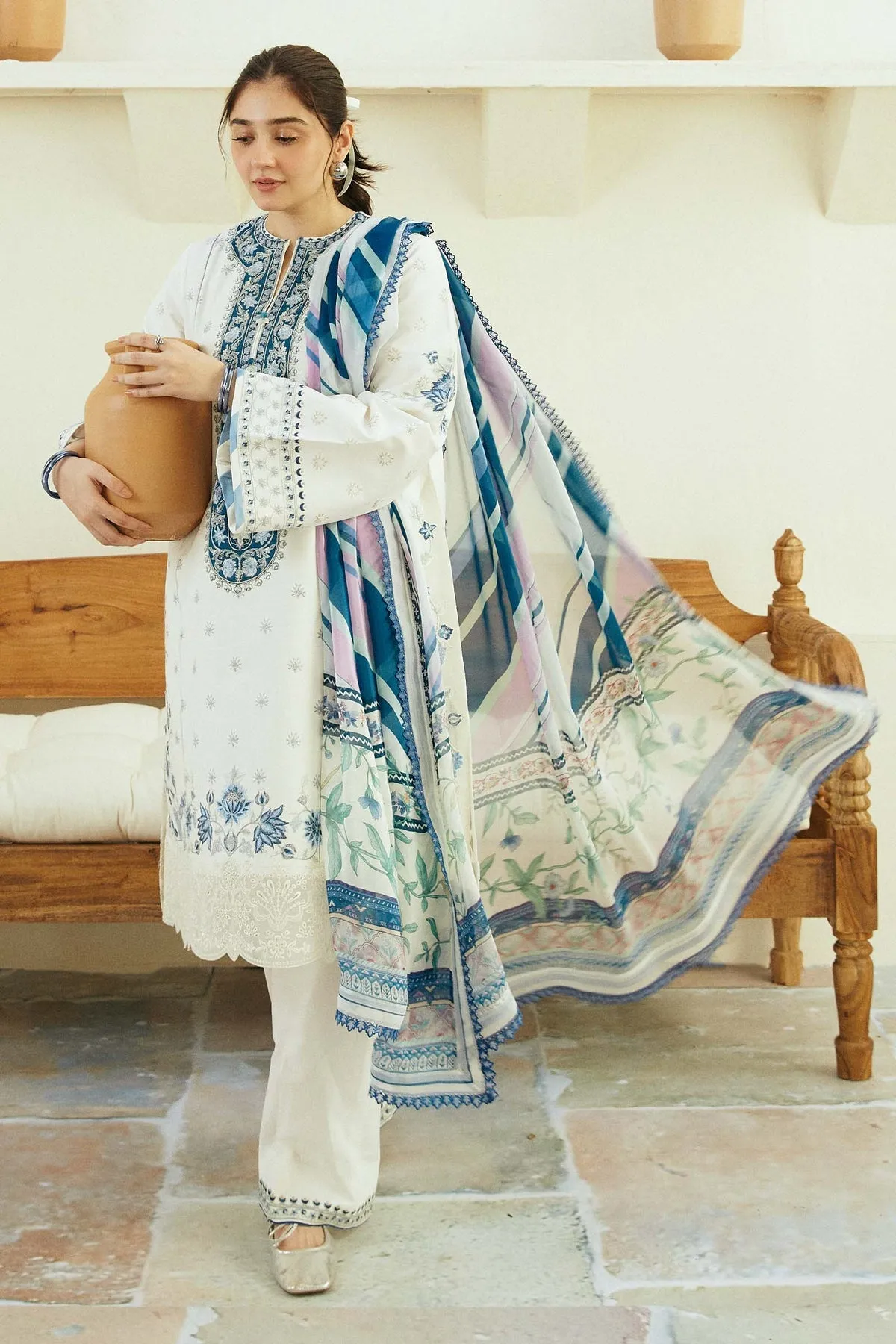 Coco by Zara Shahjahan eid edit Lawn Unstitched 3Pc Suit D-04 IVORY