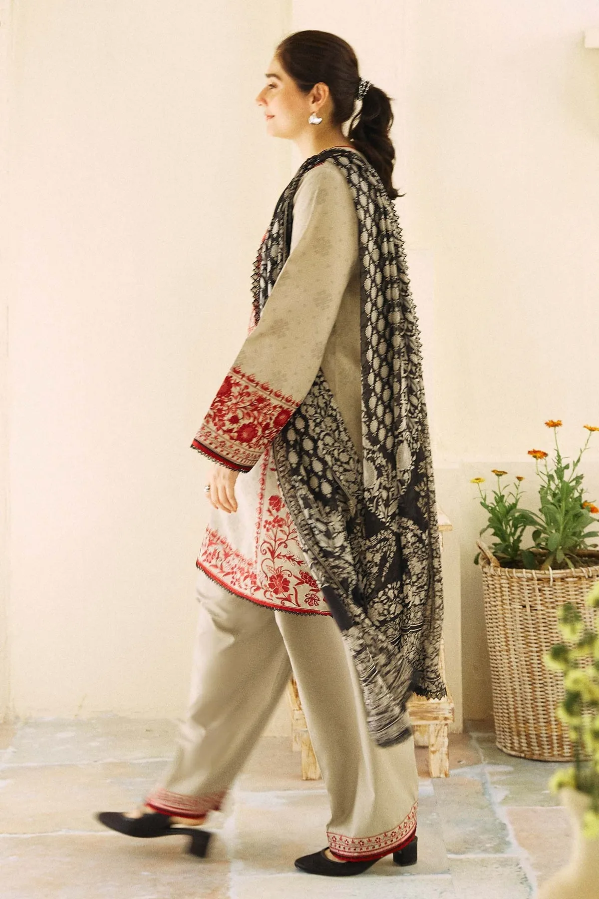 Coco by Zara Shahjahan eid edit Lawn Unstitched 3Pc Suit D-07 SABAH