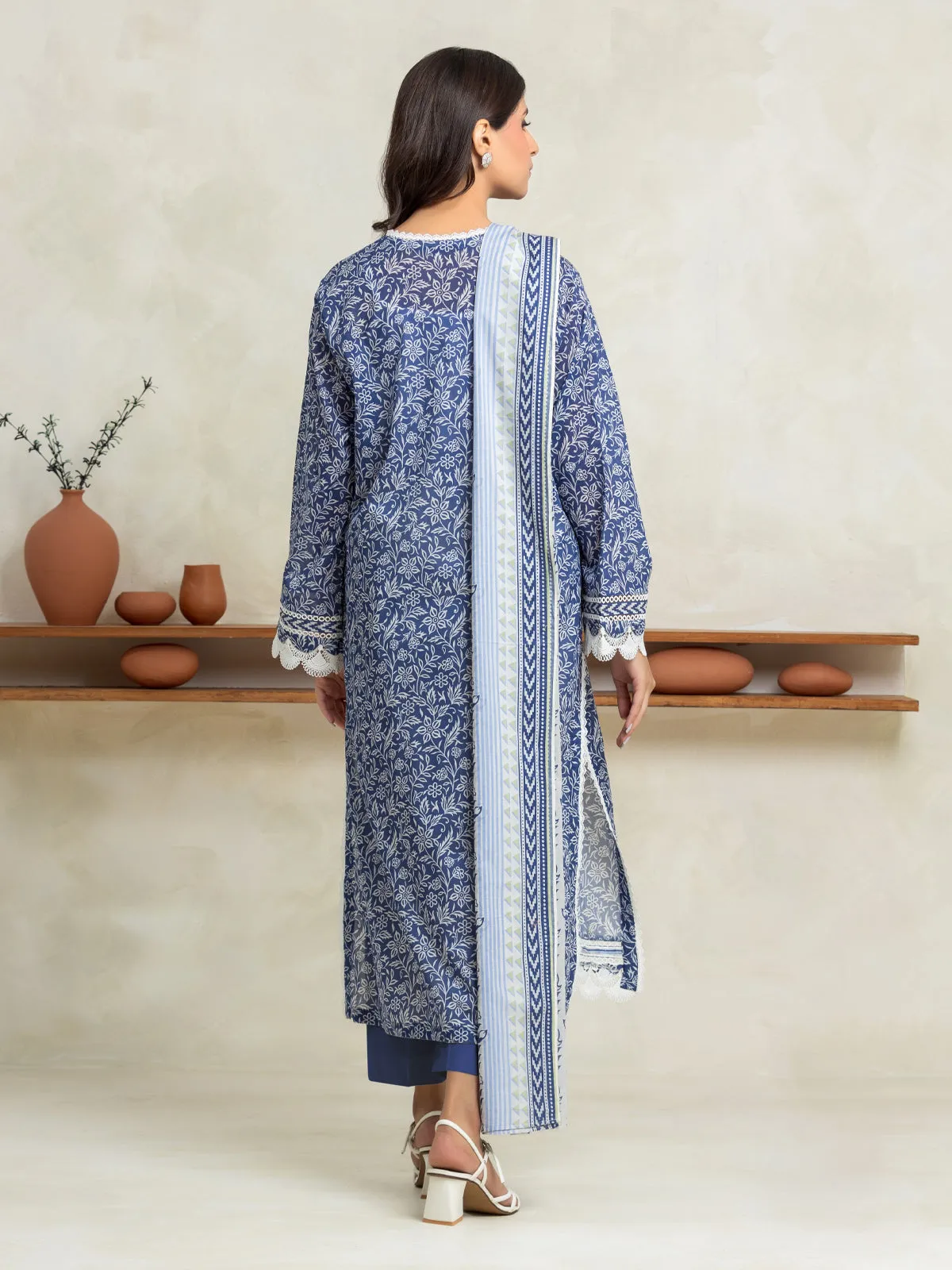 edenrobe Allure Lawn Unstitched Printed 3Pc Suit EWU24A1-29147