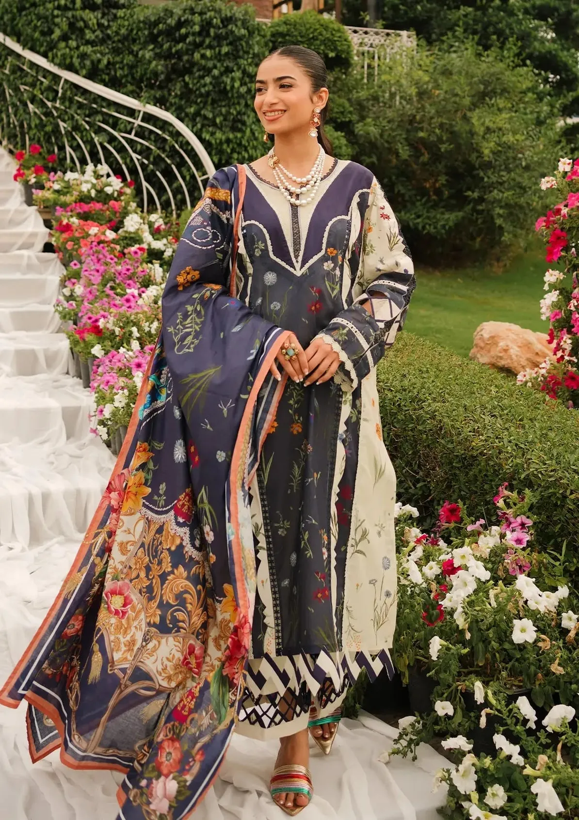 Elaf Premium Printed Lawn Unstitched 3Pc Suit EEP-08B - Breeze Together