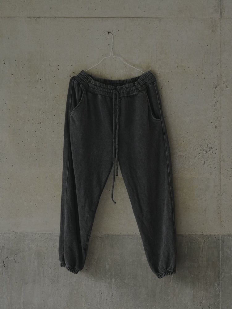 MELATI  [ mine  ] - men jogger 100%  cotton