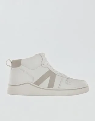 MIA Gio Sneaker
