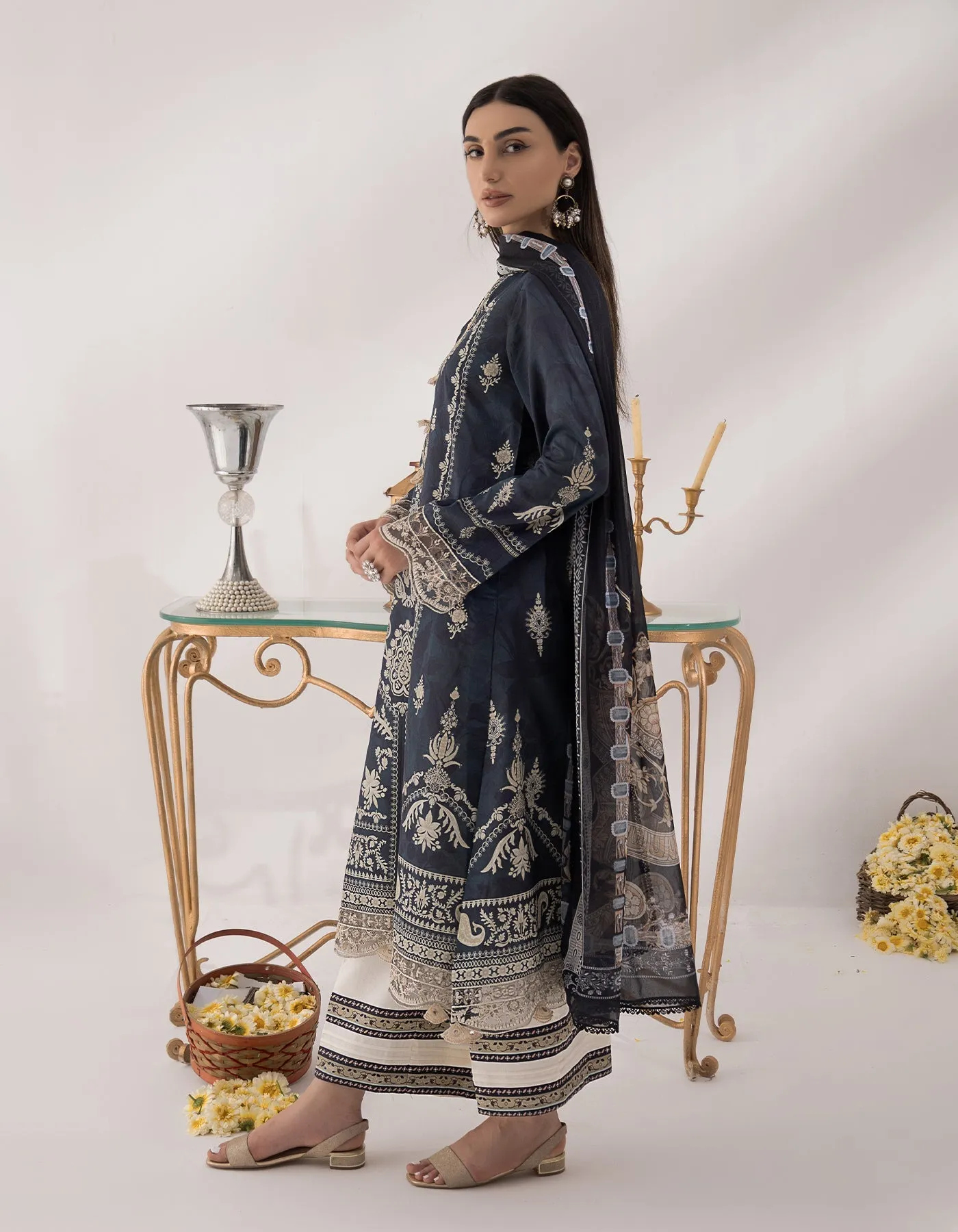 Nur by Shazme Embroidered Lawn Unstitched 3Pc Suit SH-03 ZINC POPPY