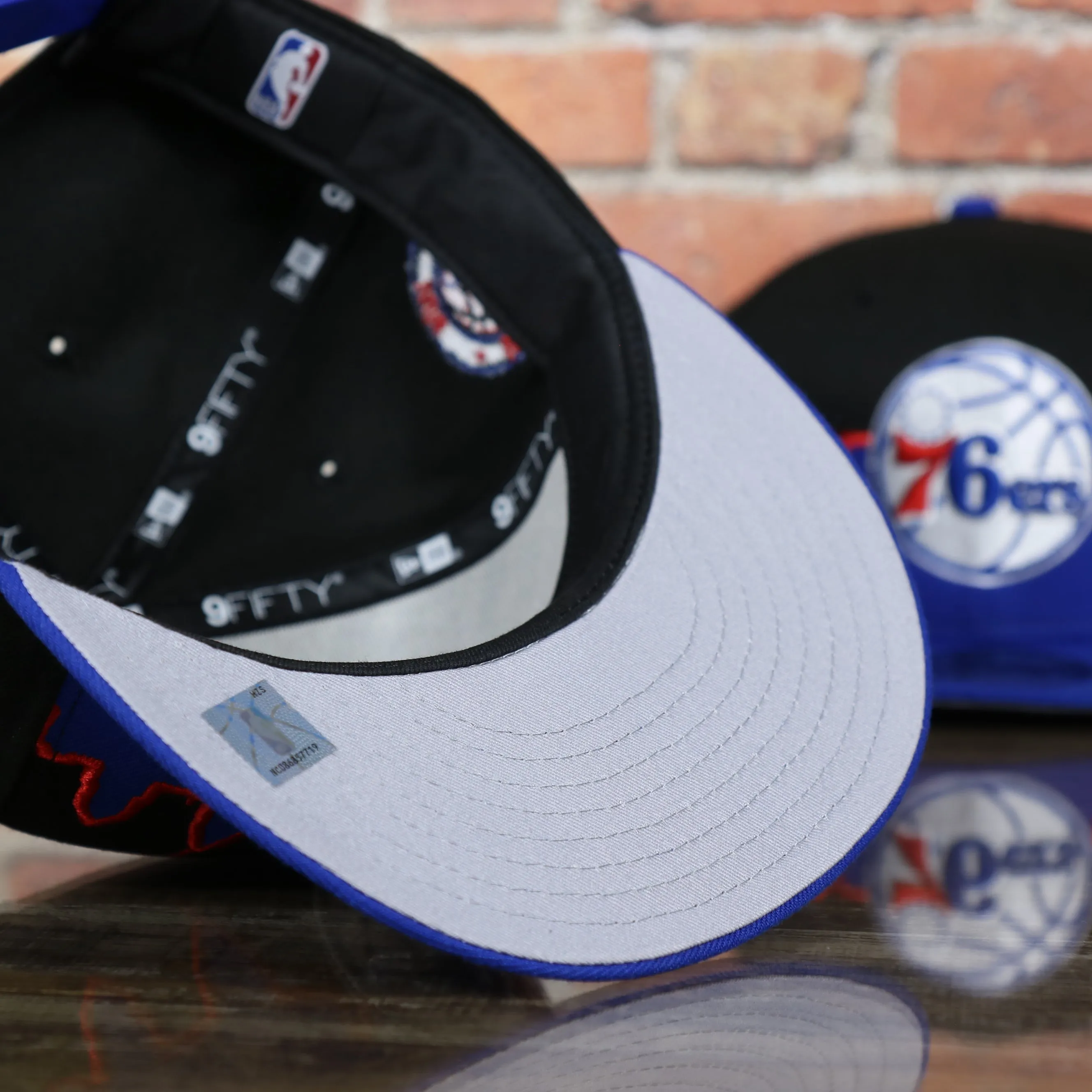 Philadelphia 76ers City Skyline Side Patch 9Fifty Snapback Hat | Philadelphia Skyline 950