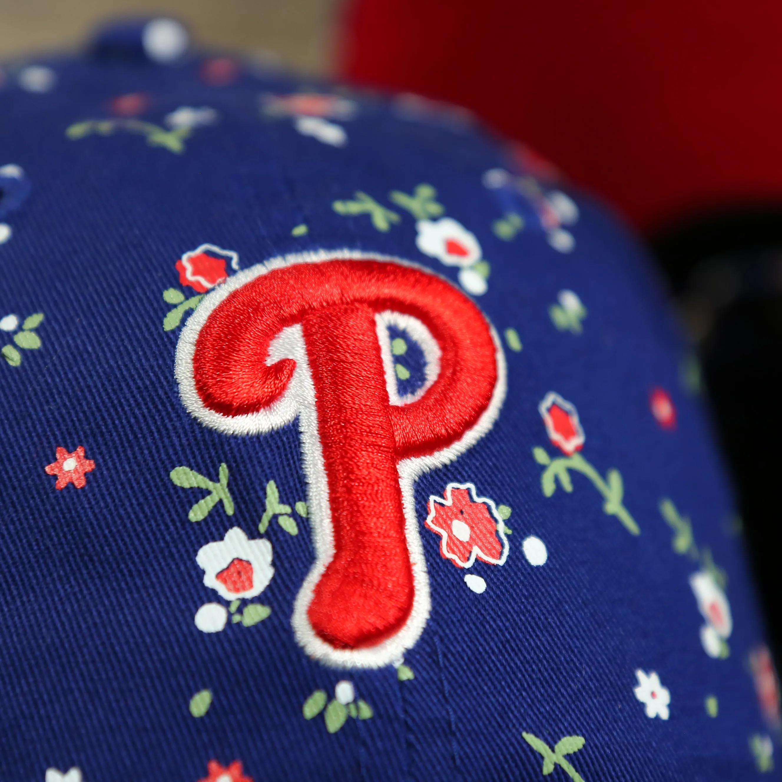 Philadelphia Phillies Ladies Floral Bloom Micro Flower Pattern 9Twenty Dad Hat | Womens Floral Phillies Hat