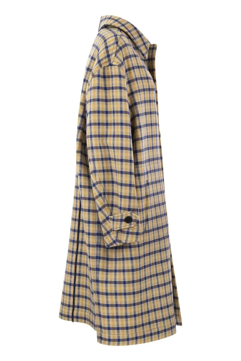 REVERSIBLE WOOL COAT WITH CHECK PATTERN