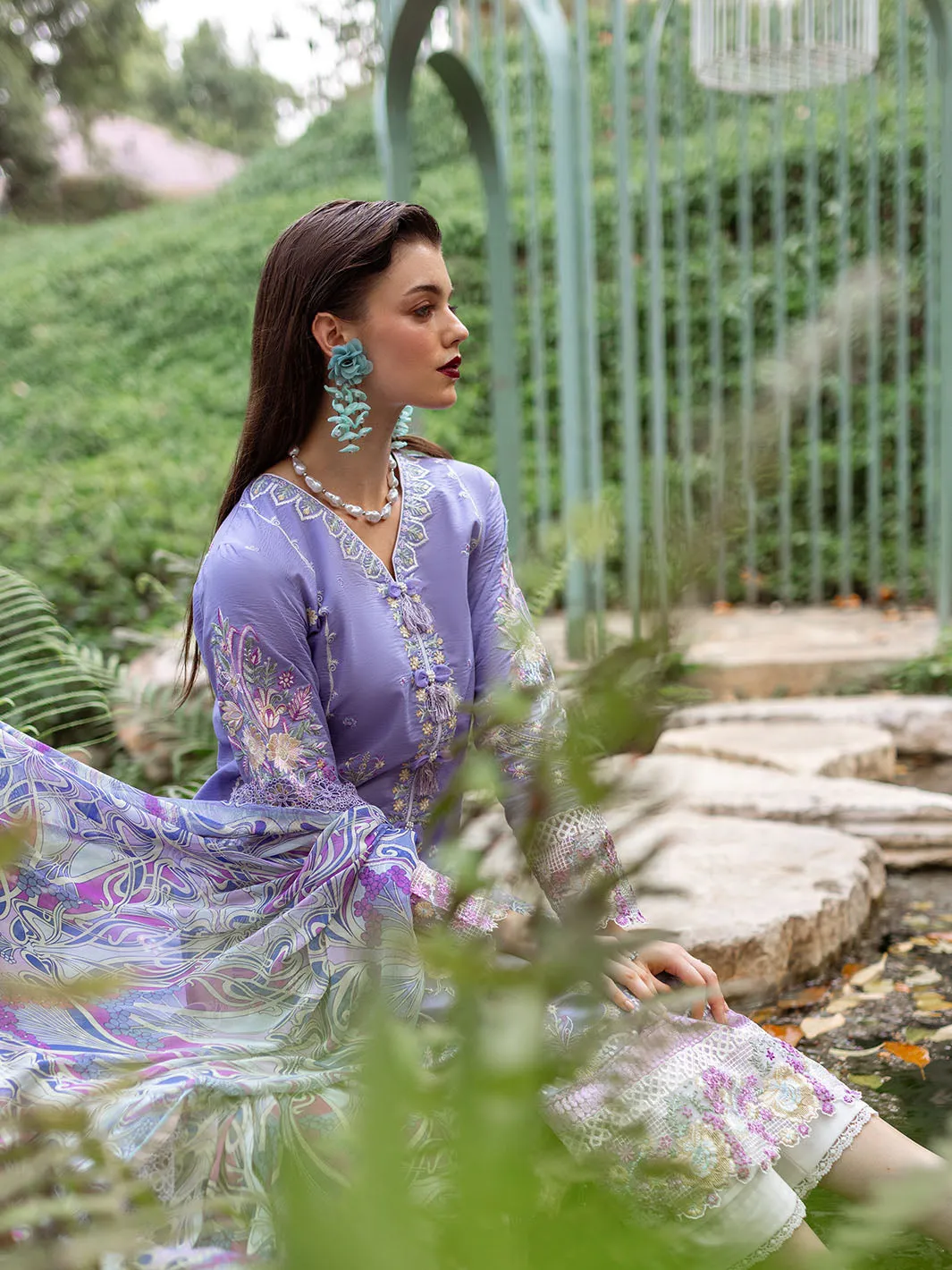 Roheenaz Dahlia Embroidered Lawn Unstitched 3Pc Suit RNZ-06B Aster