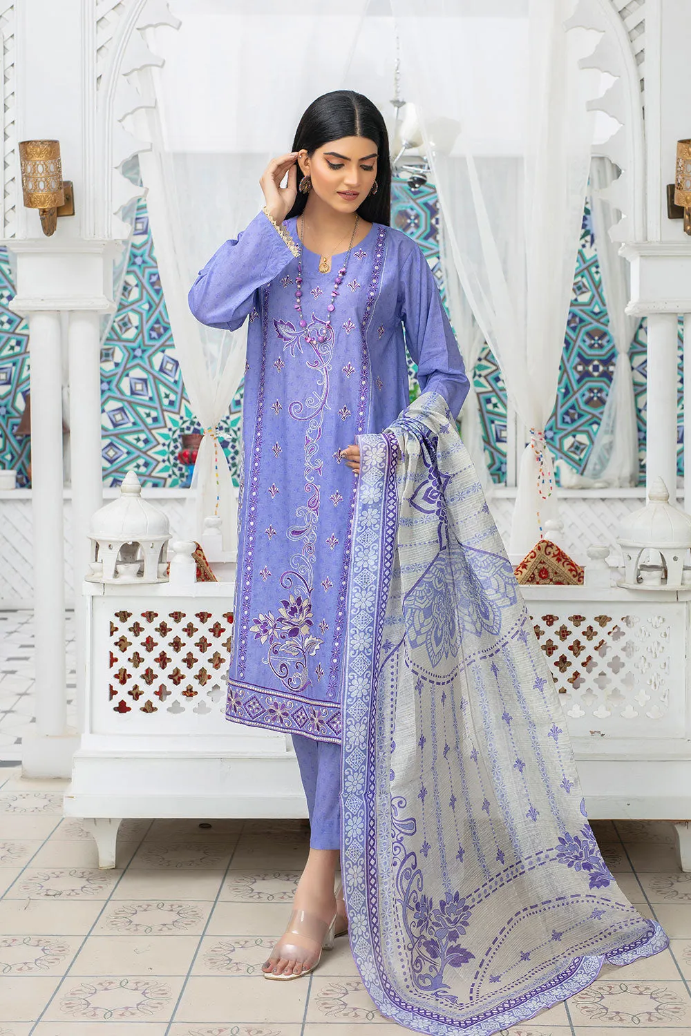 Safwa Embroidered Lawn Pret 3Pc Suit 3P-EMB-122