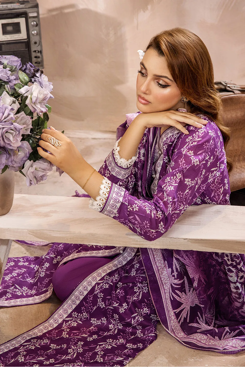 Safwa Safron Vol-03 Fine Digital Printed Lawn Unstitched 3Pc Suit SAF-27