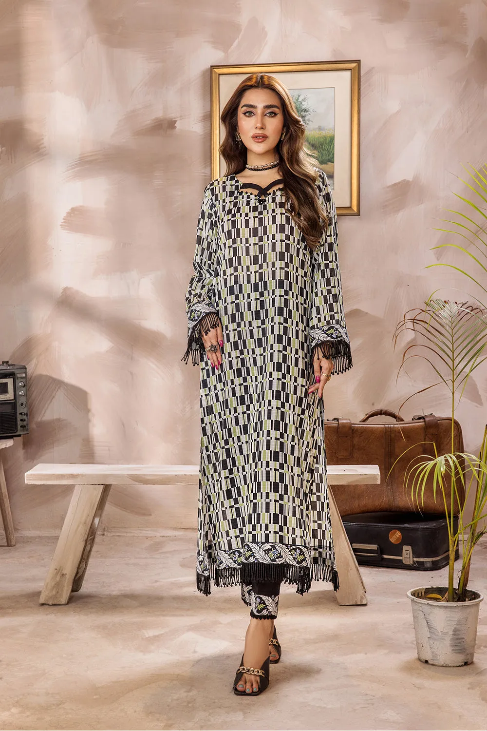 Safwa Safron Vol-03 Fine Digital Printed Lawn Unstitched 3Pc Suit SAF-32