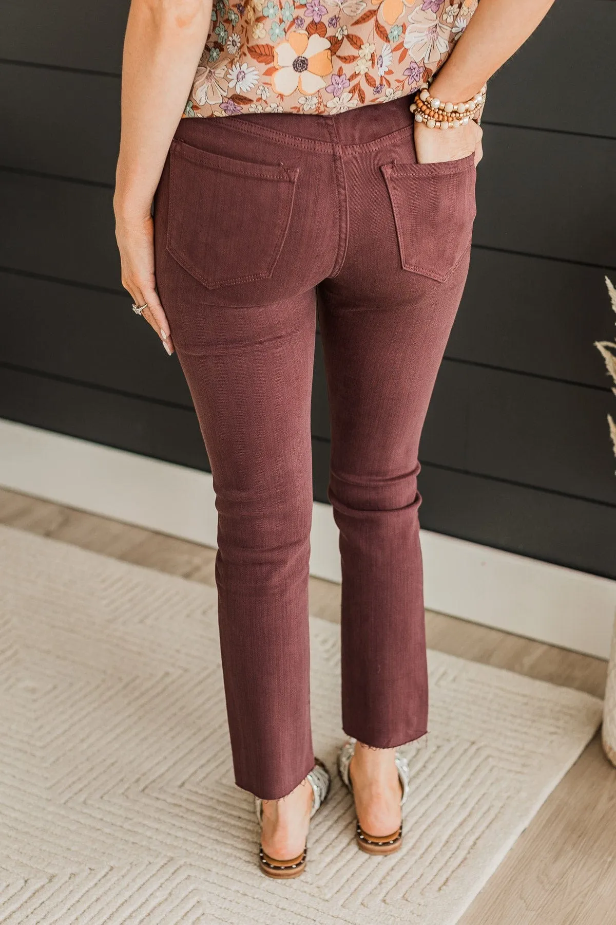 Vervet Slim Straight Jeans- Nikita Wash