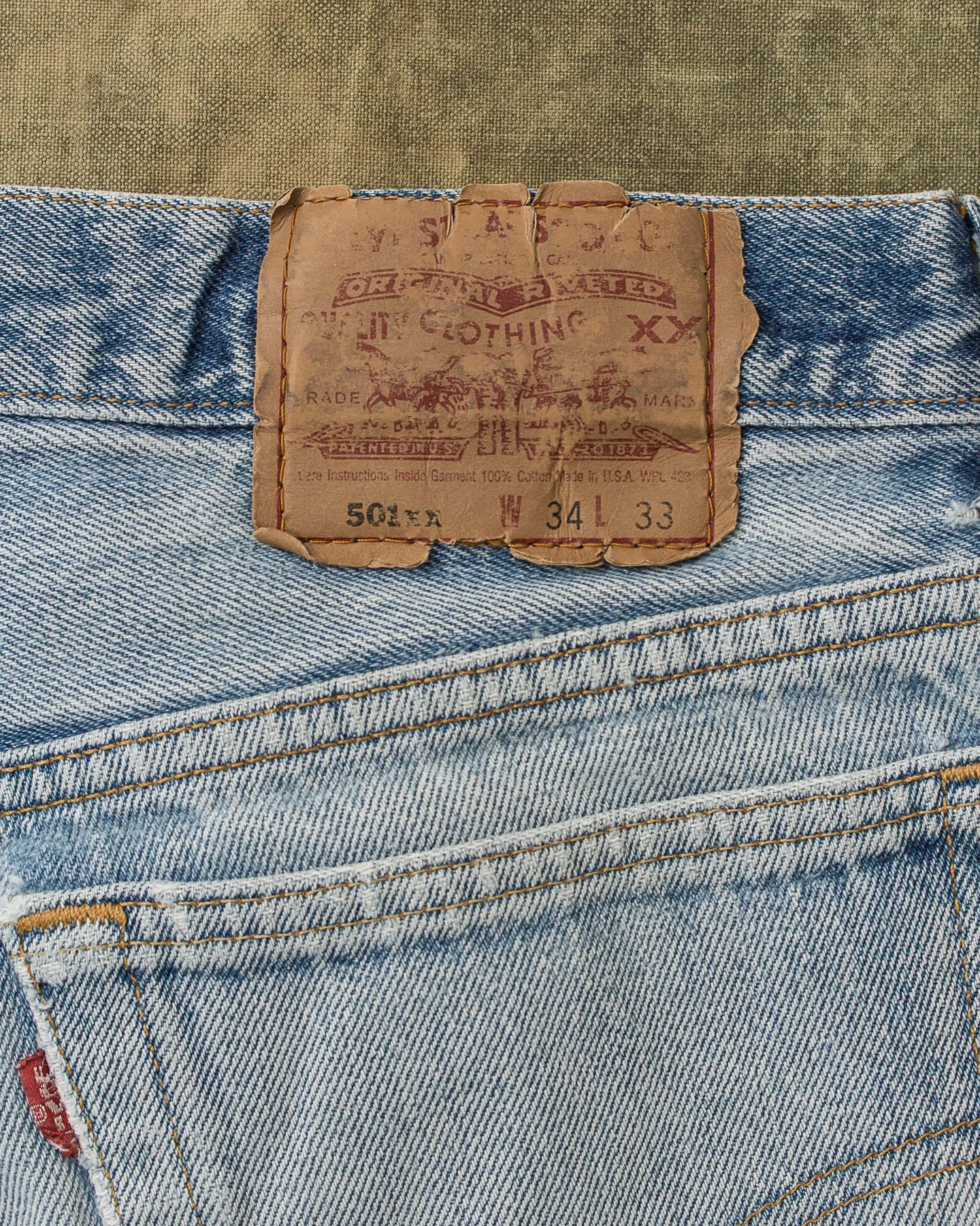 Vintage 1990's Made in USA Levi's 501 xx Jeans W 34 / L 33