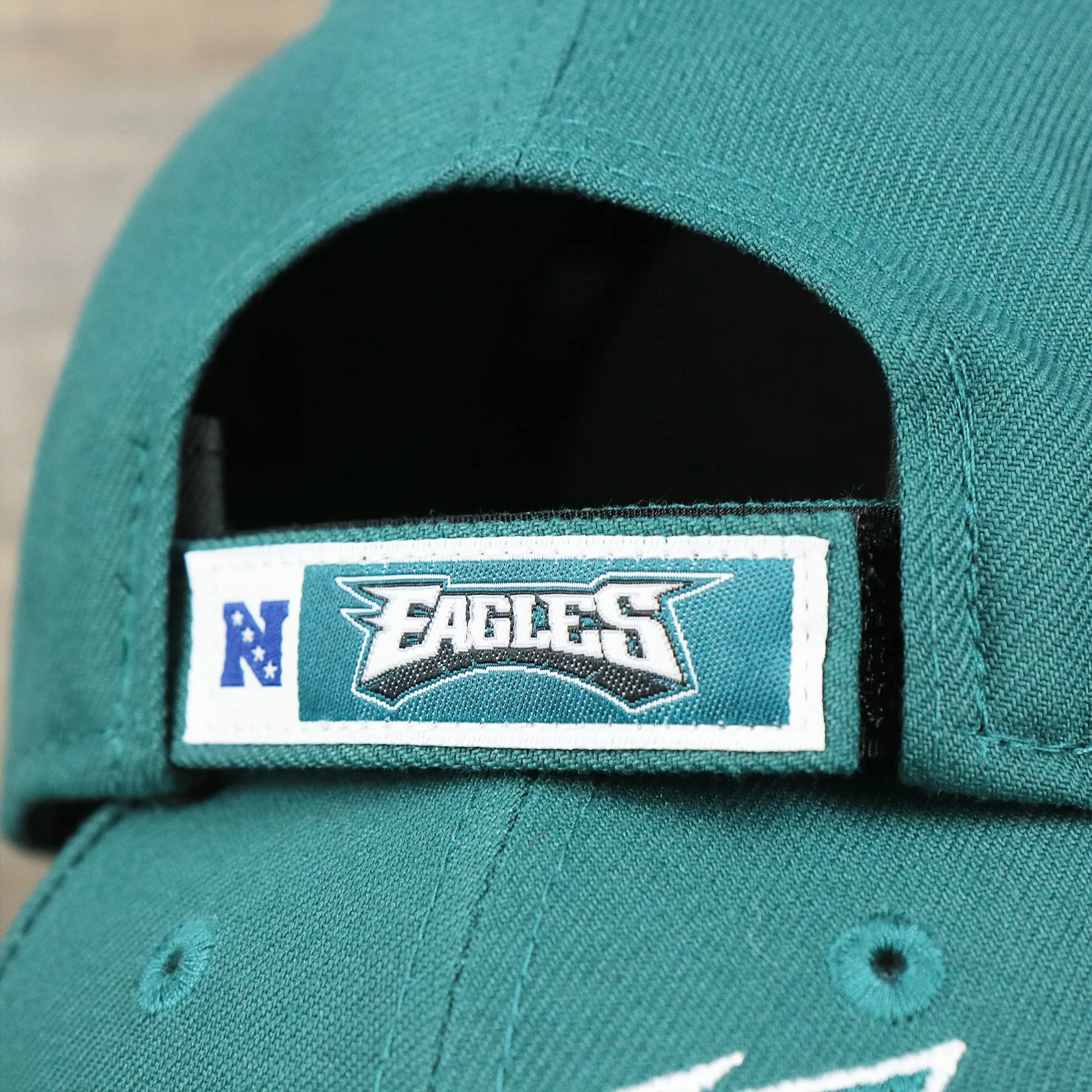 YOUTH Philadelphia Eagles Classic Team Logo Midnight Green / Black 9Forty New Era Dad Hat