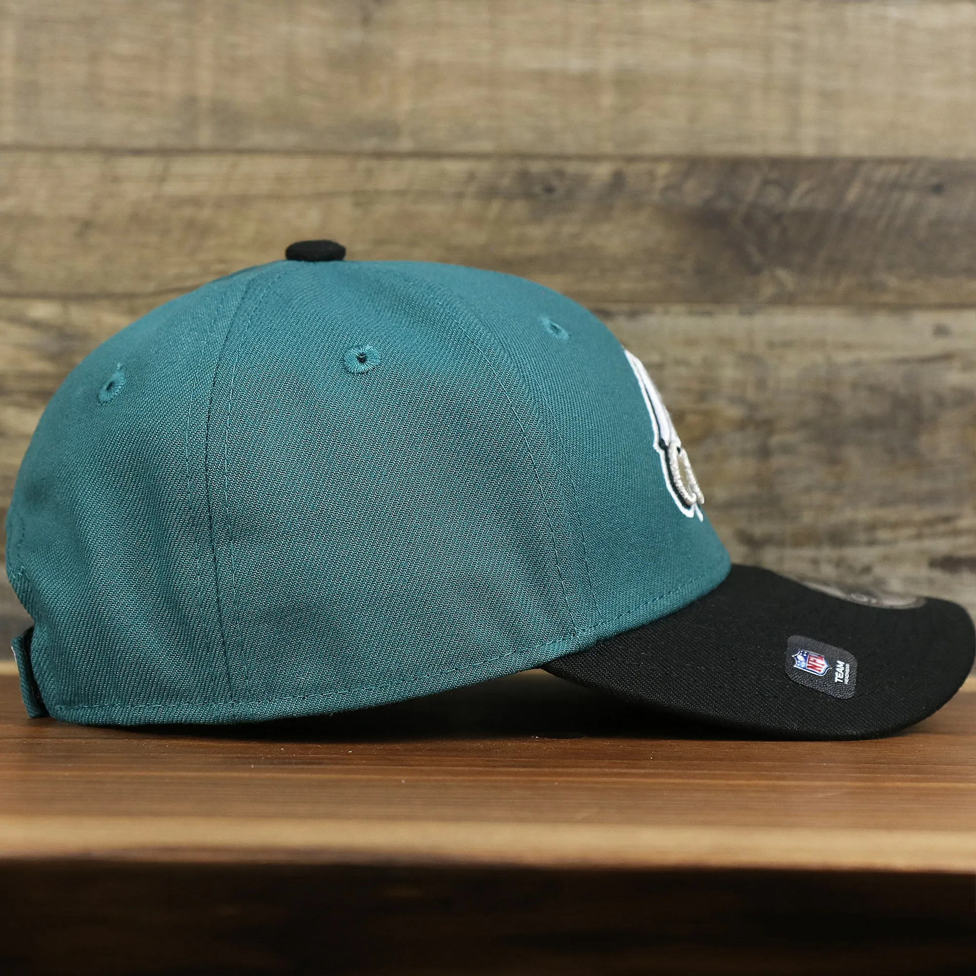 YOUTH Philadelphia Eagles Classic Team Logo Midnight Green / Black 9Forty New Era Dad Hat